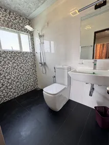 Single Tree Hotel - Image 4