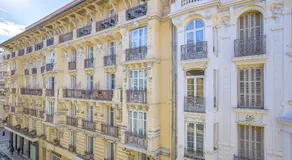 Maison Bianchi - Chauvain Place Massena - Image 3