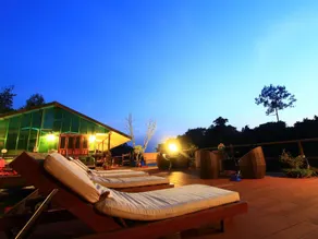 Banana Resort & Spa - Image 2