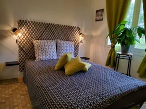Chez Jollyjune - Image 2