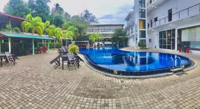 Saru Blue Sapphire Hotel - Image 2