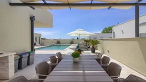 VILLA MAKO, die moderne Luxus-Villa mit Swimmingpool und Whirlpool in ruhiger Vorort-Lage von Pula - Image 4