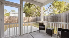 Big Modern Home with Ample Parking - Image 5