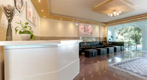 Porto Marina Aparthotel - Image 2