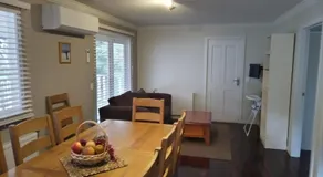 Pinnacle View Lodge or Treetops Lockoff Apartment in Merrijig at base of Mt Buller - Image 4