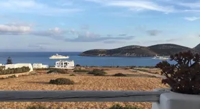Island White - Image 3