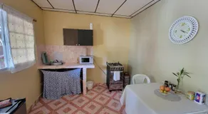 Chelox Panama Airport - Image 3