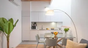 Feelathome Stadium Apartments - Image 4