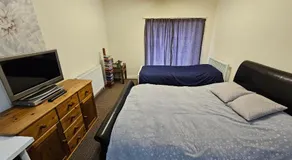 2 bedroom apartment in Greater Manchester - Image 2