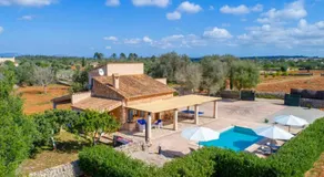 Traditional house Casa Binitaref with pool in Sineu - Image 4
