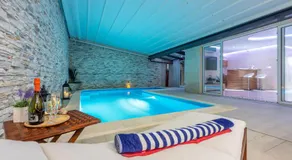 Villa M - Image 2