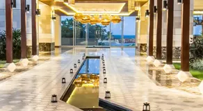 Eurobuilding Hotel & Suites Lecheria - Image 3