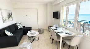 Sea View Luxury Apartment Beachfront 2BR - Image 4