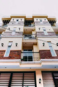 Nine Balconies Island Stay - Image 3