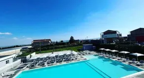 PoolSide - Image 4