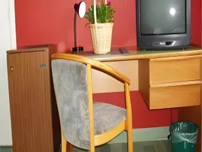 Hotel Evergreen - Image 4