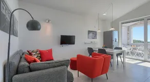 Casa Mia Apartments - Image 2