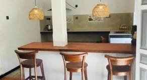 Calm Villa - Image 2