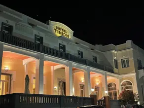 Tinion Urban Hotel - Image 3
