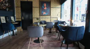 Hotel Des Arts - Image 4