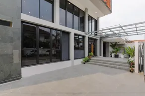Urbanview Hotel Puri Indah - Image 4
