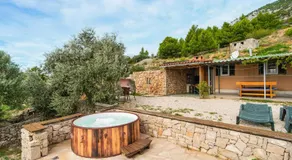 Awesome Home In Nerezisca With Wifi - Image 3