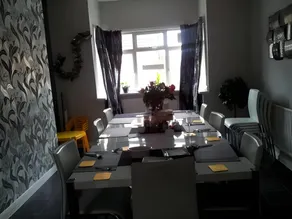 M and J Guest House - Image 4