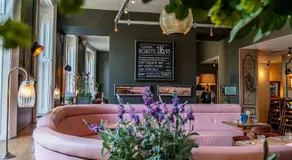 Crescent Inn by Maison Pierre - Image 4