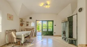 Liget Guest House - Image 5