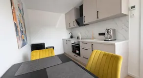 Modernes Apartment mit Balkon & Wohlfühl-Ambiente - Image 2
