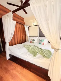 New Offer- Cayetana Luxury 3BHK | Balcony Jacuzzi - Image 2