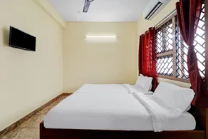 Collection O Senthamizh Residency - Image 2