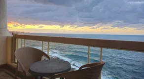 Midpoint Sea View - families only - Image 5