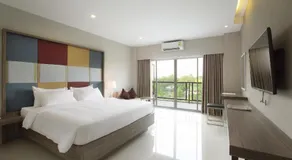 V Hotel Ubon Ratchathani - Image 2
