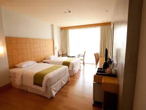 Uniland Golf & Resort - Image 5