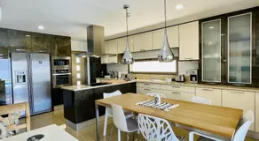 Praia - Private Pool - 10 Guests - Albufeira - Image 3