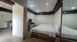 Komol Residence Bangkok - Image 2