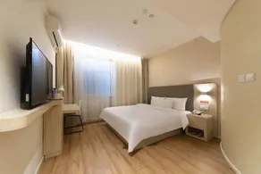 Hanting Hotel Xining Railway Station Qiyi Road - Image 5