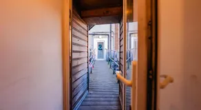 Modern 2 BR 2 Bath Flat With Balcony & Fast WiFi - Image 5