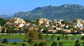 House with garden at Oliva Nova MET & Golf & Padel & Beach resort - Image 3