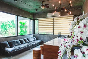 Stucco Loft Residency - Image 4