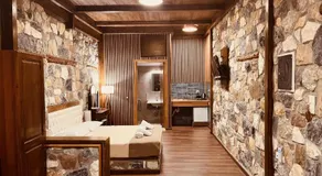 Ataviros Hotel - Image 3