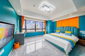 Love You Apartment (Huaqiang City Branch) - Image 2