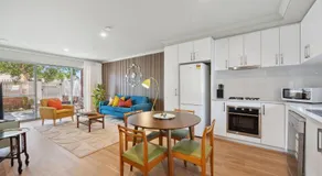 Designer Stay with Courtyard Bassendean near Swan Valley - Image 3