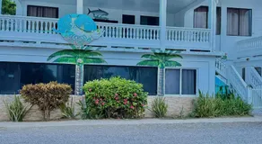Fernando'S Seaside Guest House - Image 4