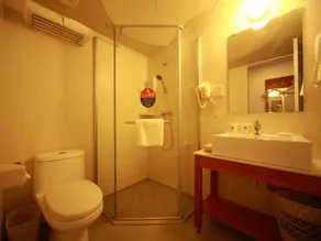 GreenTree Inn Shandong Yantai Longkou East Bus Station Shell Hotel - Image 3