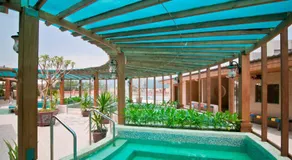 JinShan Sakura Bay Hot Spring Hotel - Image 2