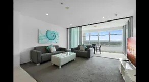 Level 36 Skyline View Lux Private Apartment - 2BR 1B 1C - Image 4