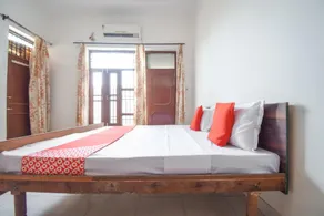 Flagship Grand Red Villa - Image 2