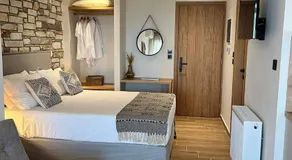 Peri Elxis Luxury Suites - Image 2